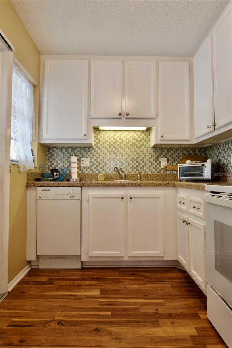 DESOTO SQUARE VILLAS PH I - Residential