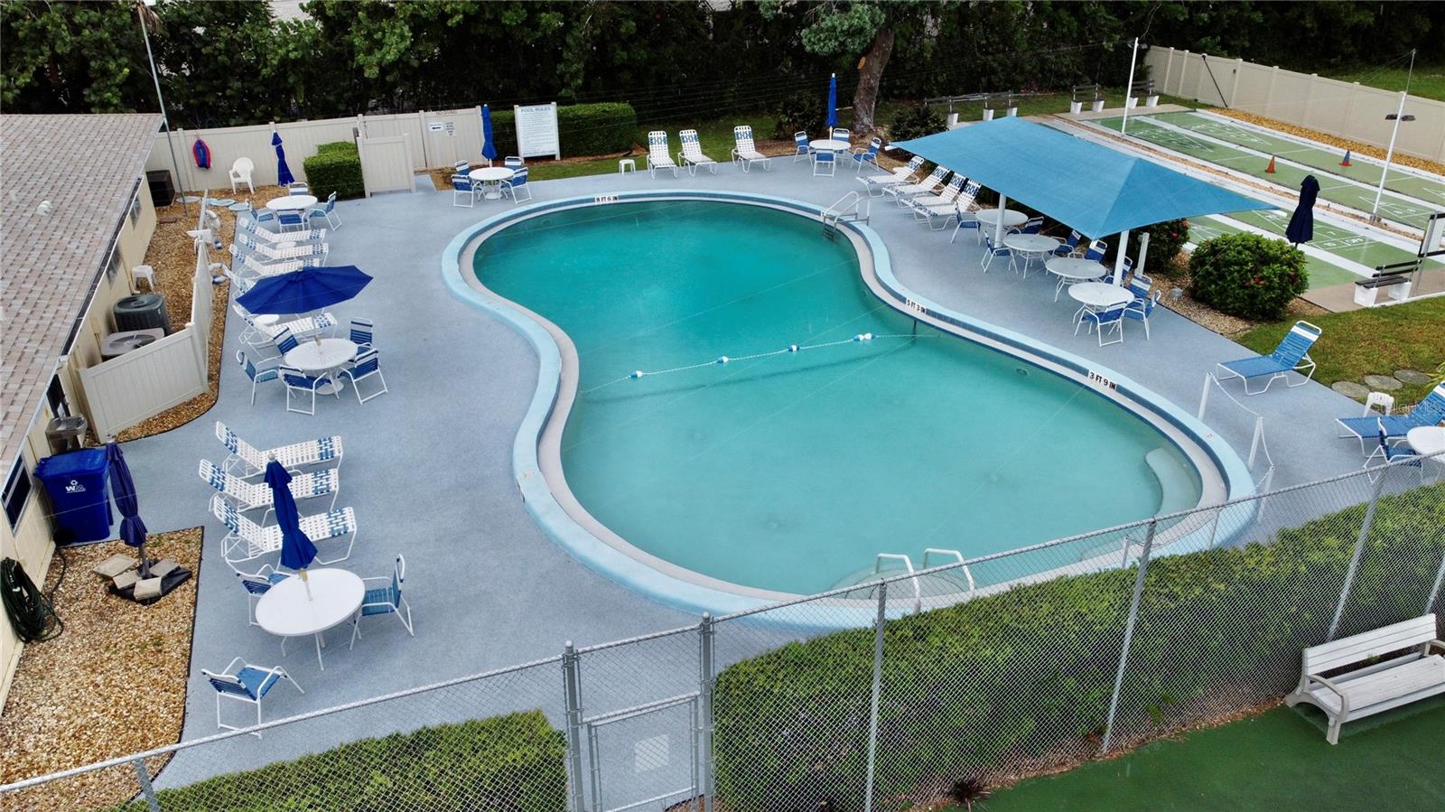 DESOTO SQUARE VILLAS PH I - Residential
