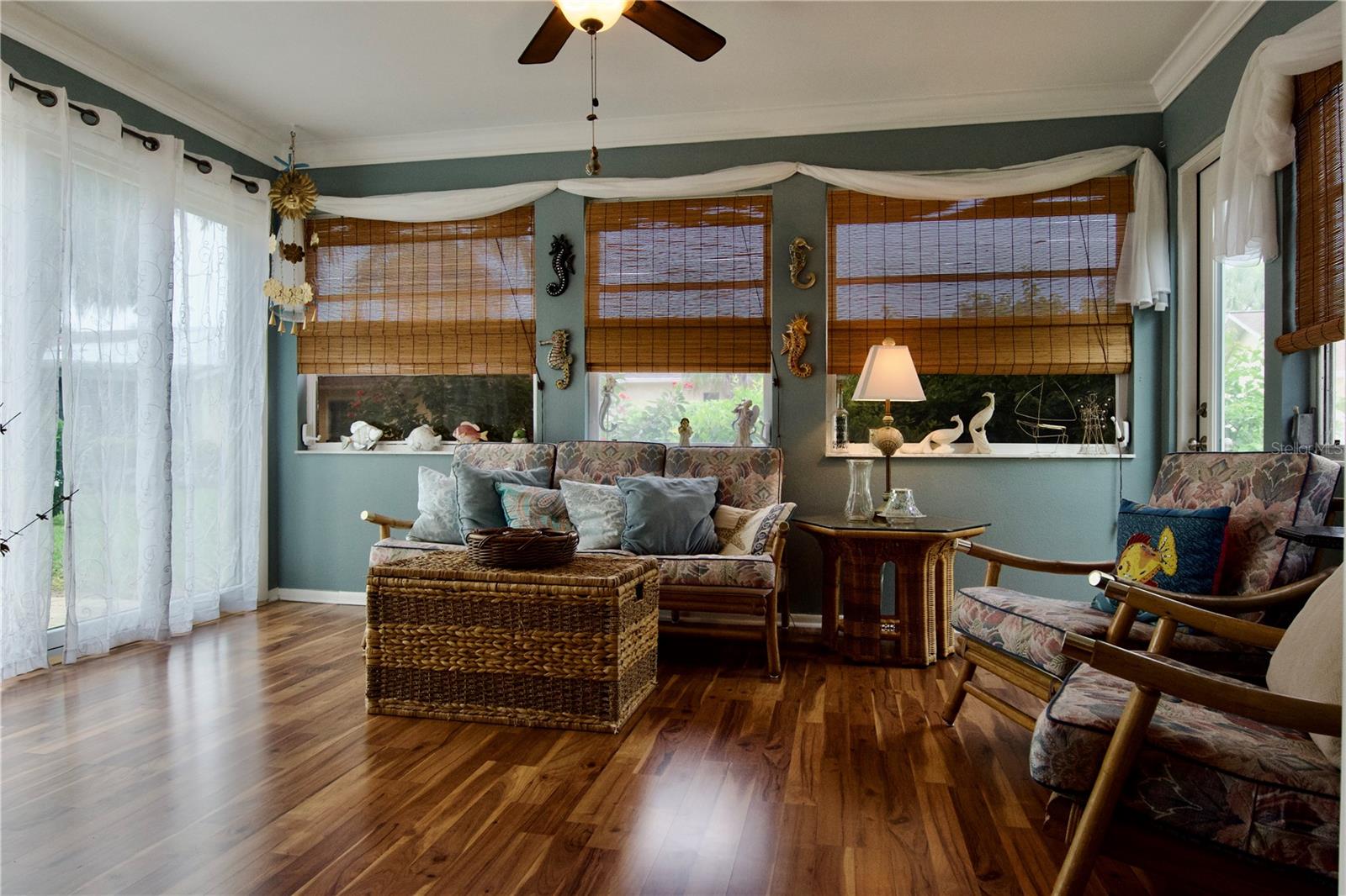 DESOTO SQUARE VILLAS PH I - Residential