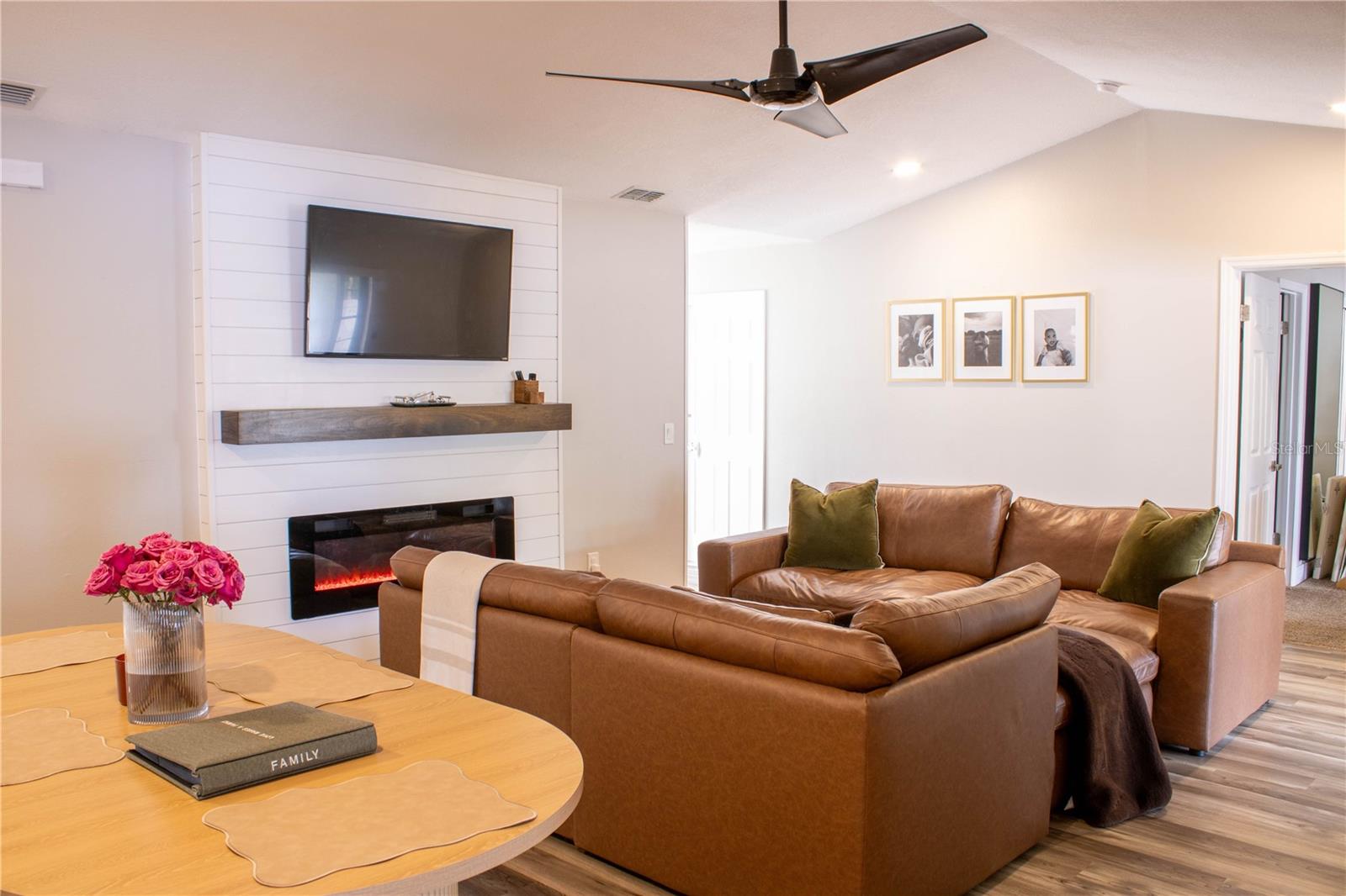 WALDEN LAKE SUB UN 1 - Residential