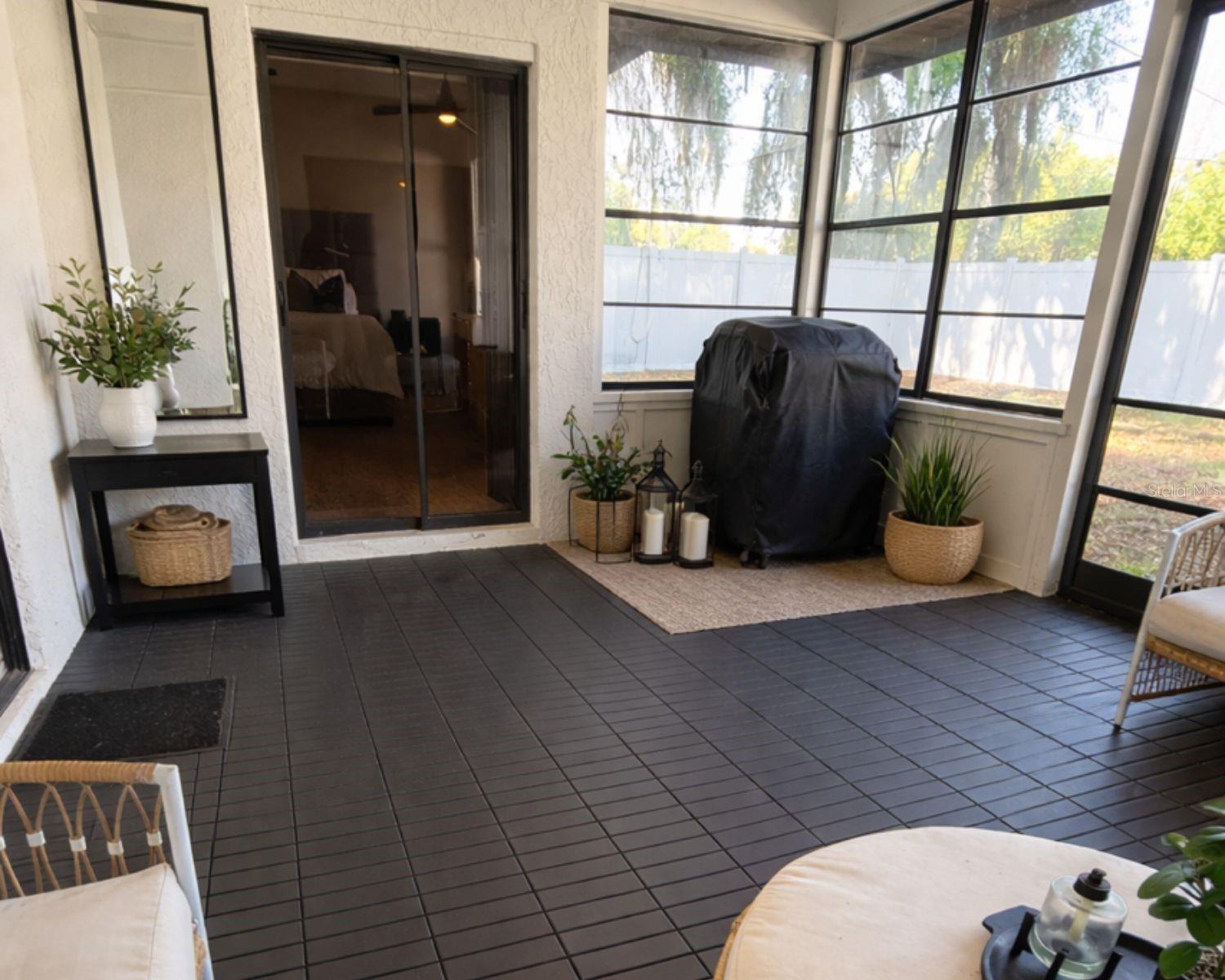 1413 SANDALWOOD DRIVE