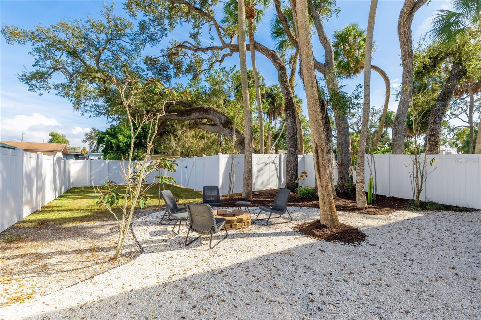 WALKERS SUB - Residential Income