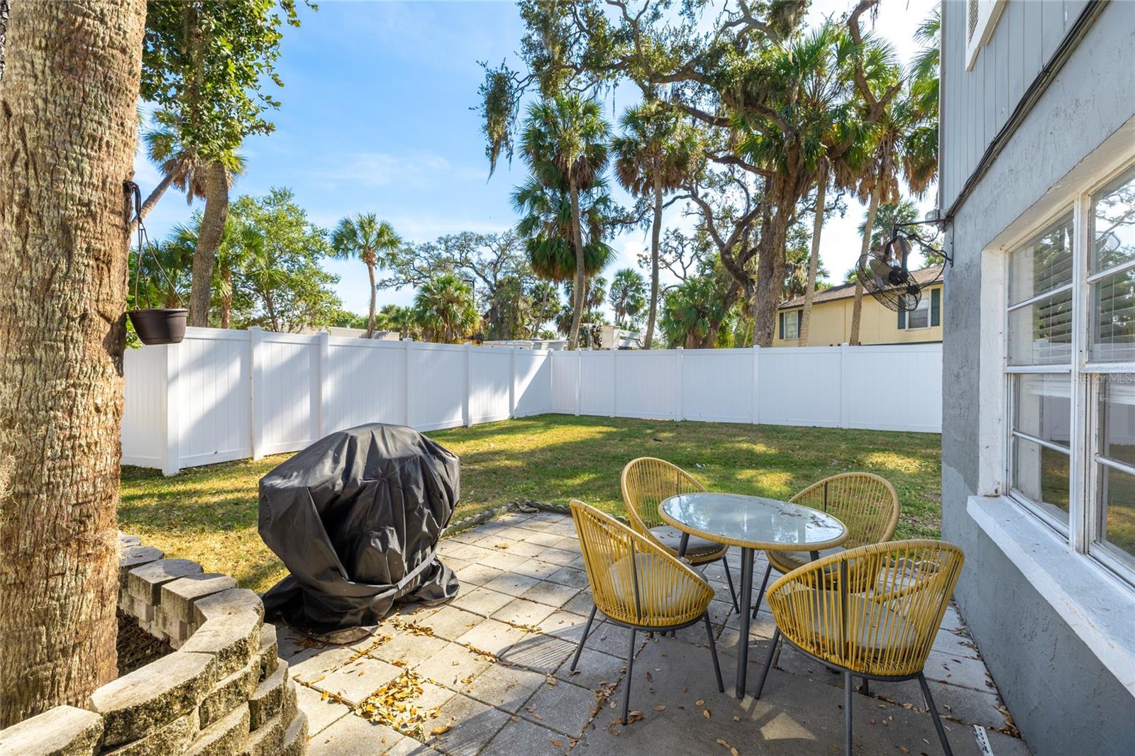 WALKERS SUB - Residential Income