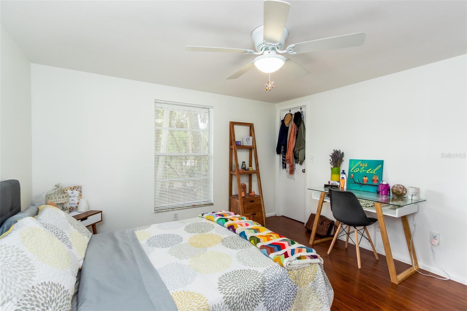 WALKERS SUB - Residential Income