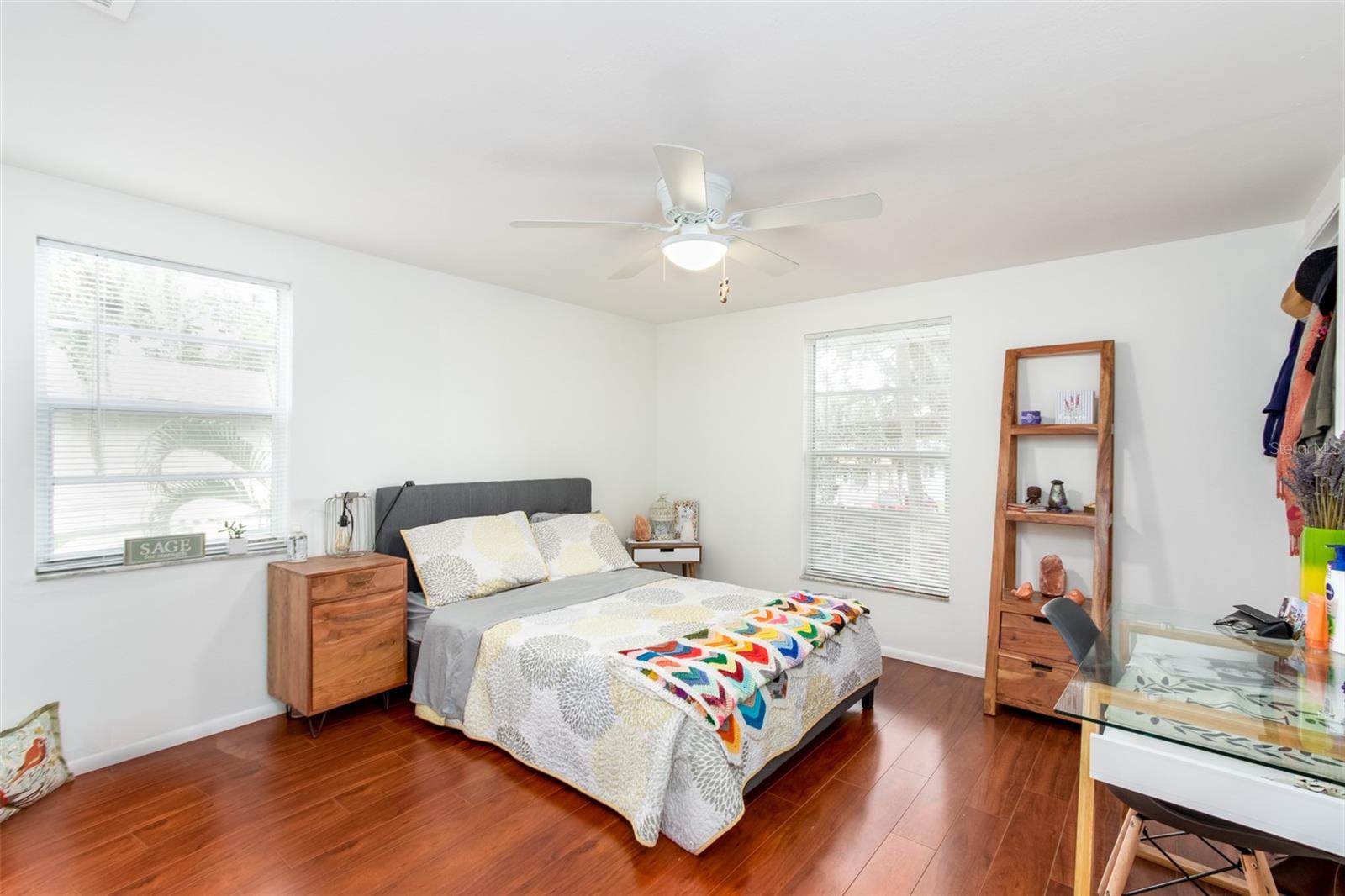 WALKERS SUB - Residential Income