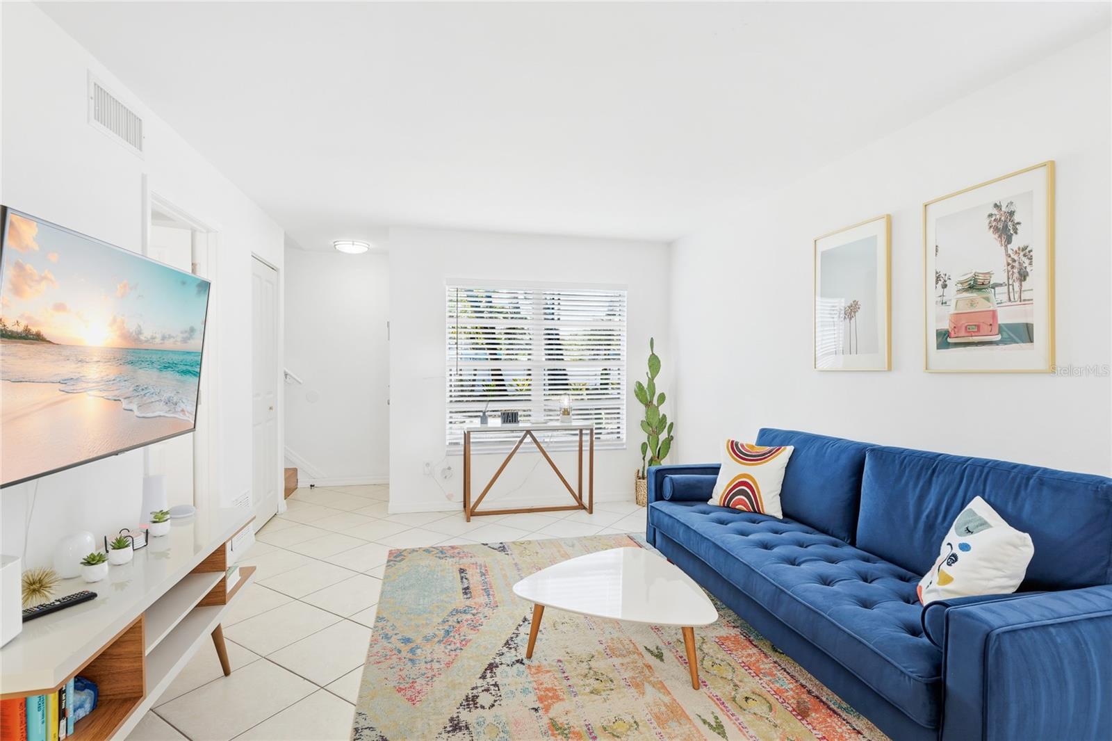 WALKERS SUB - Residential Income