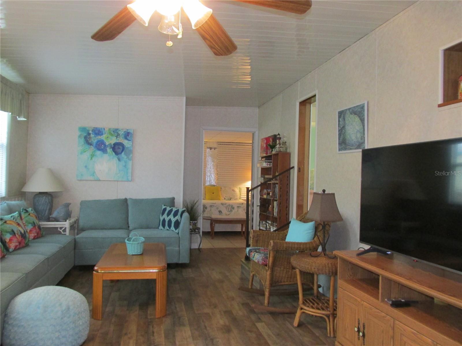 SADDLEBAG LAKE - Residential