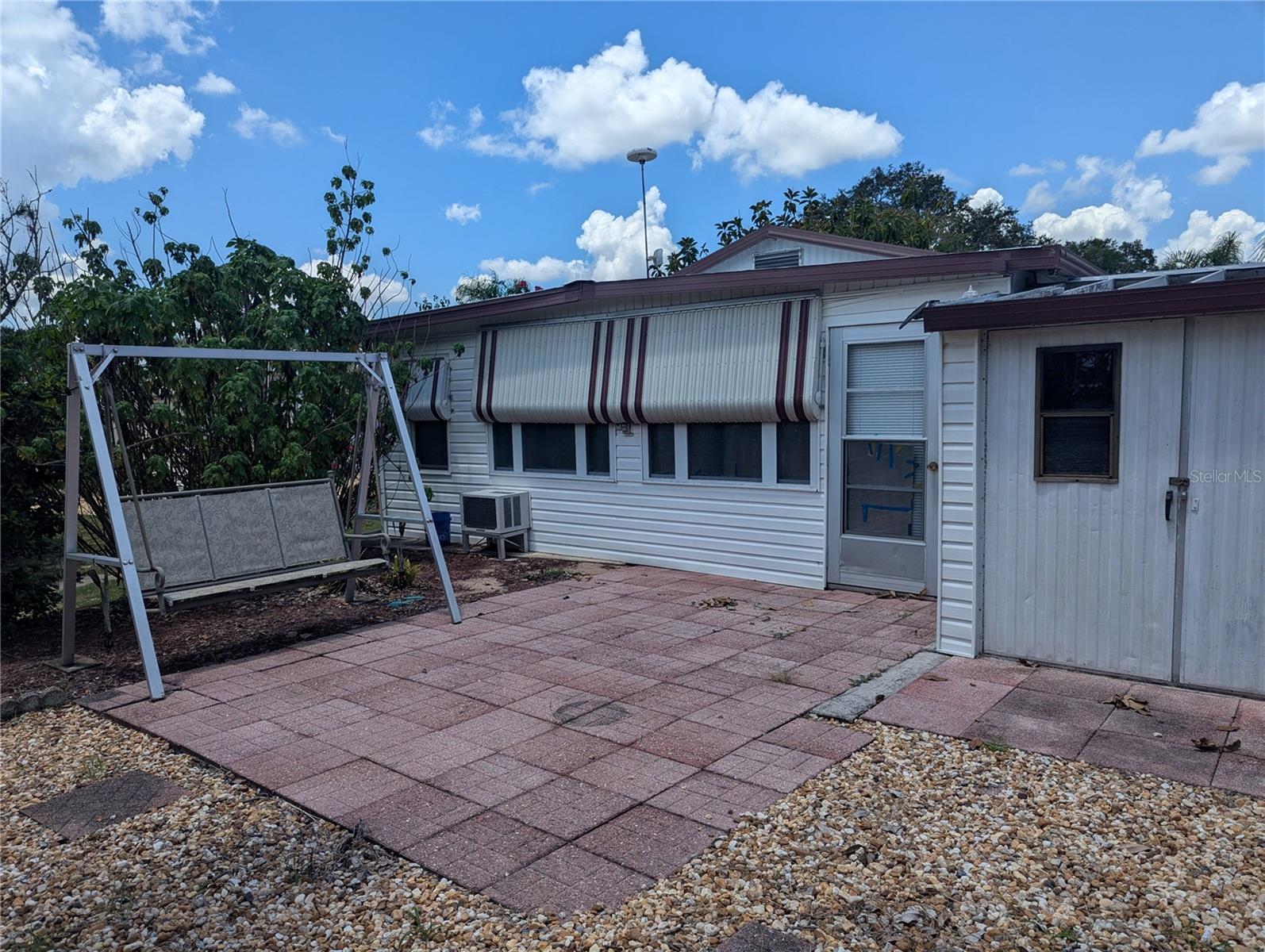 SADDLEBAG LAKE - Residential