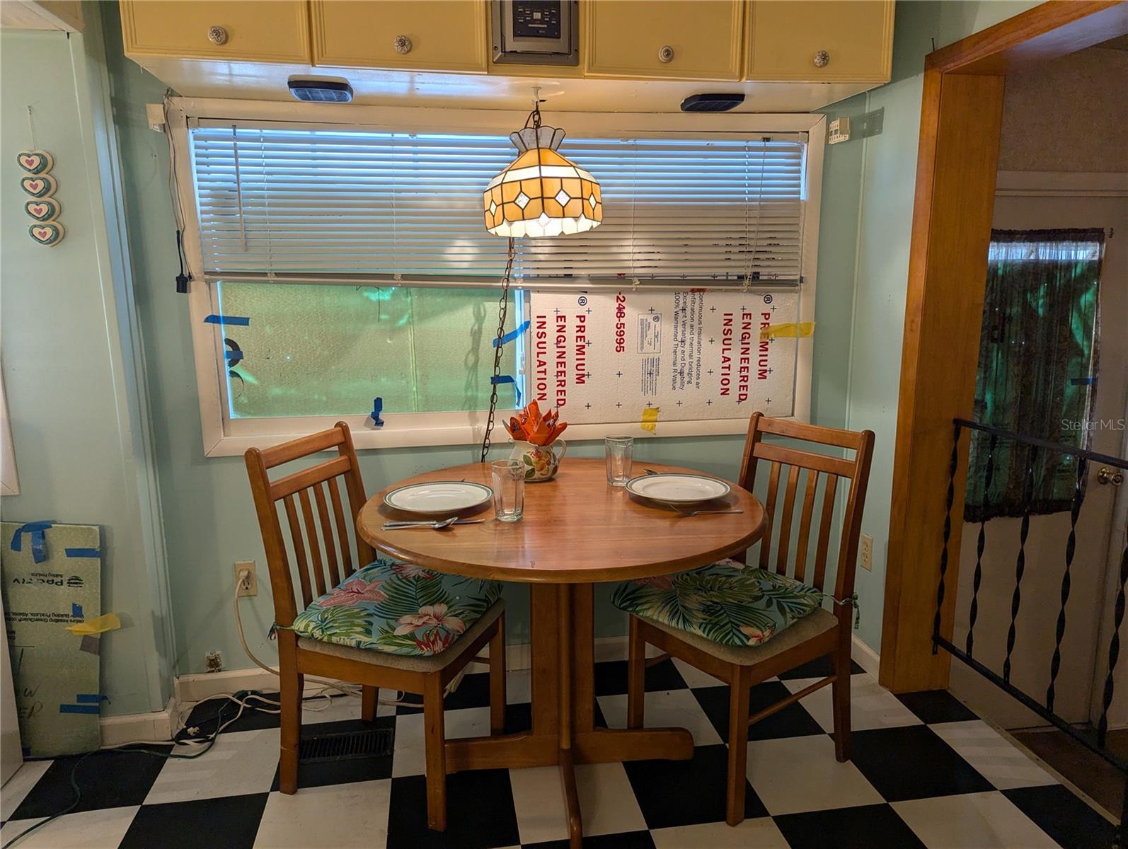 SADDLEBAG LAKE - Residential