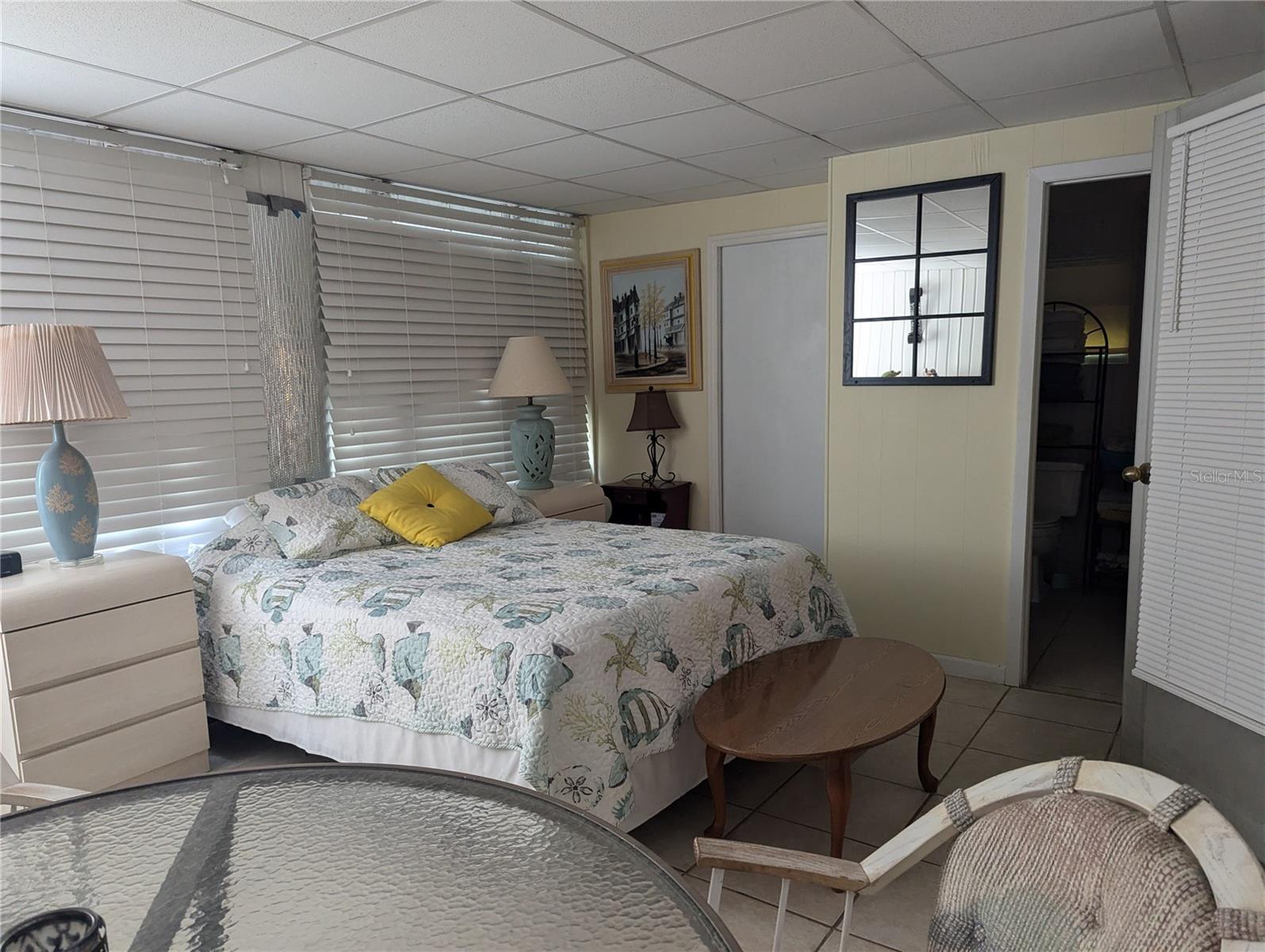 SADDLEBAG LAKE - Residential