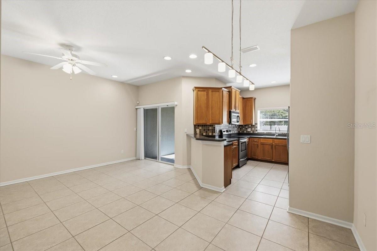 4528 AMBERLY OAKS COURT