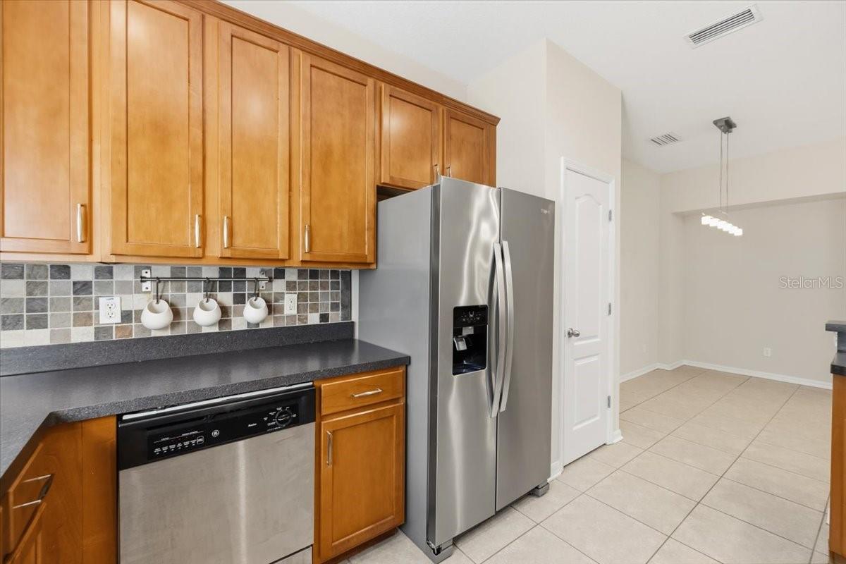4528 AMBERLY OAKS COURT