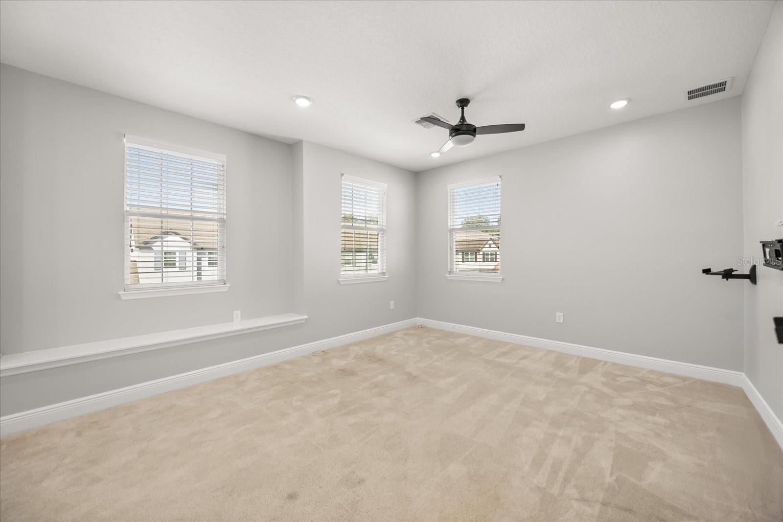 OAKLAND (291003127) - Residential