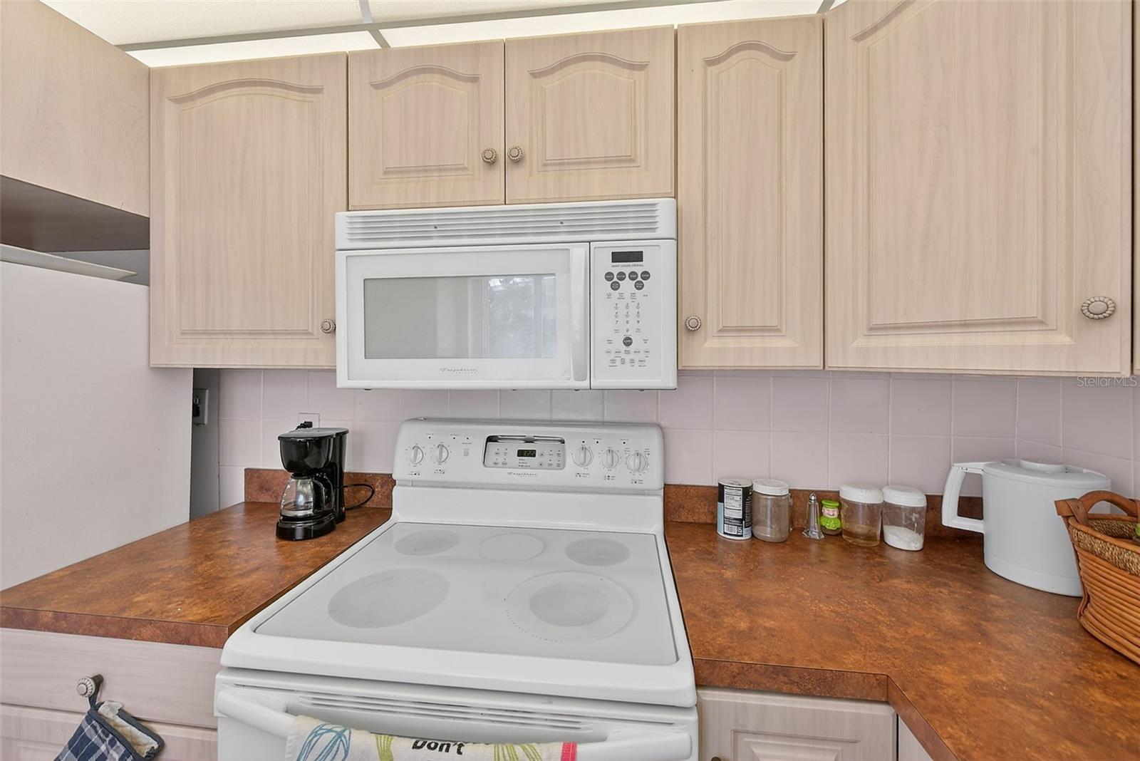 SEMINOLE GARDEN APTS - Residential