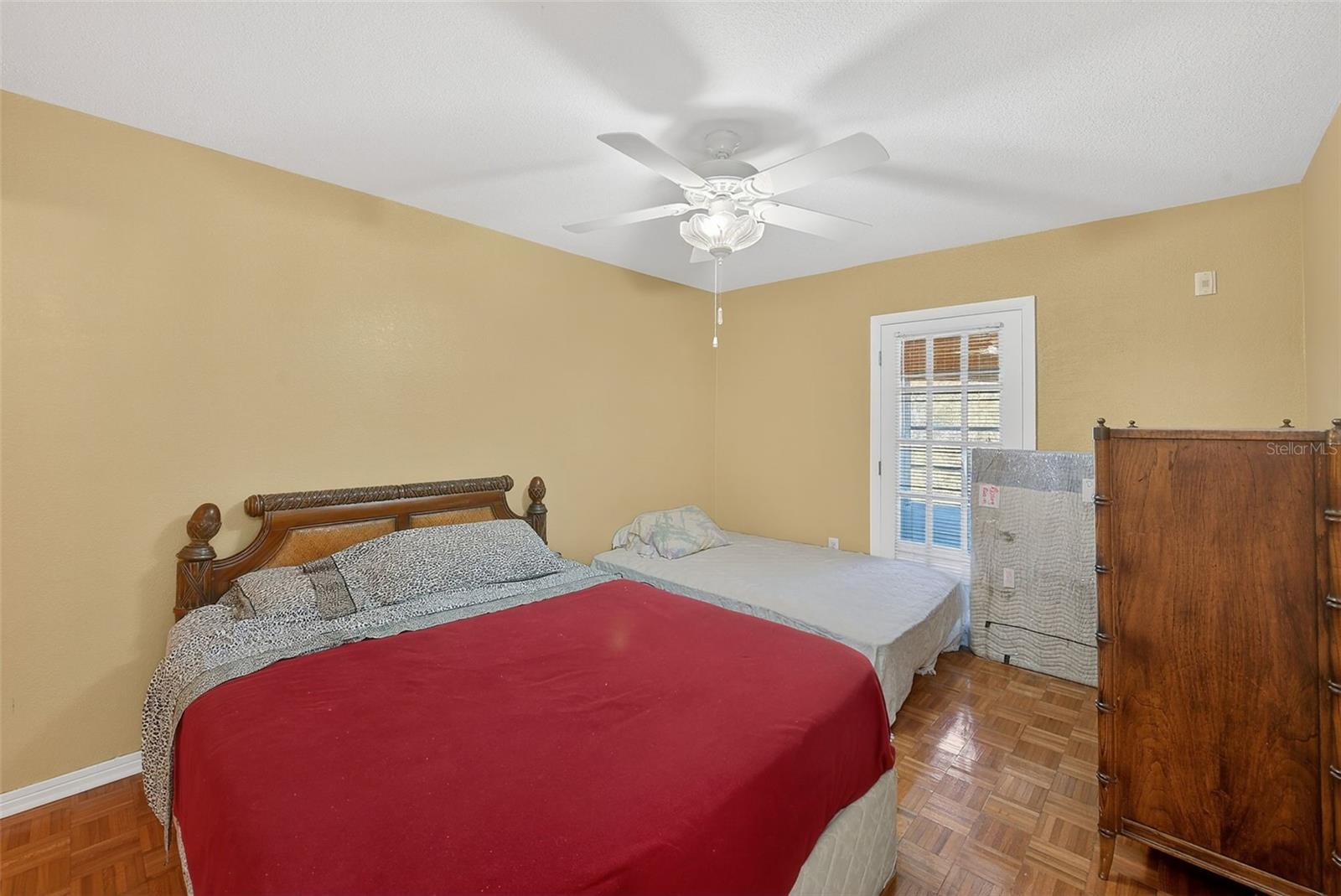 SEMINOLE GARDEN APTS - Residential