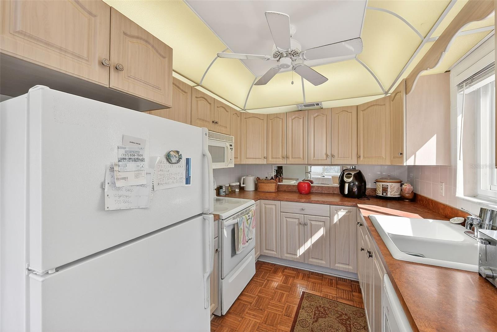 SEMINOLE GARDEN APTS - Residential