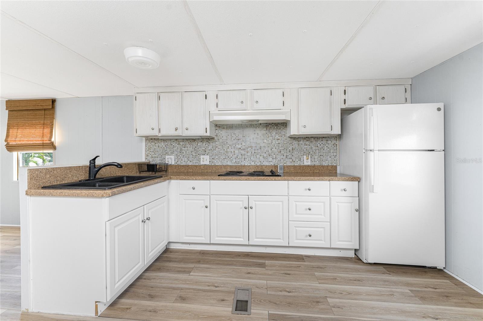 VILLAGE HOLIDAY LAKE - Residential