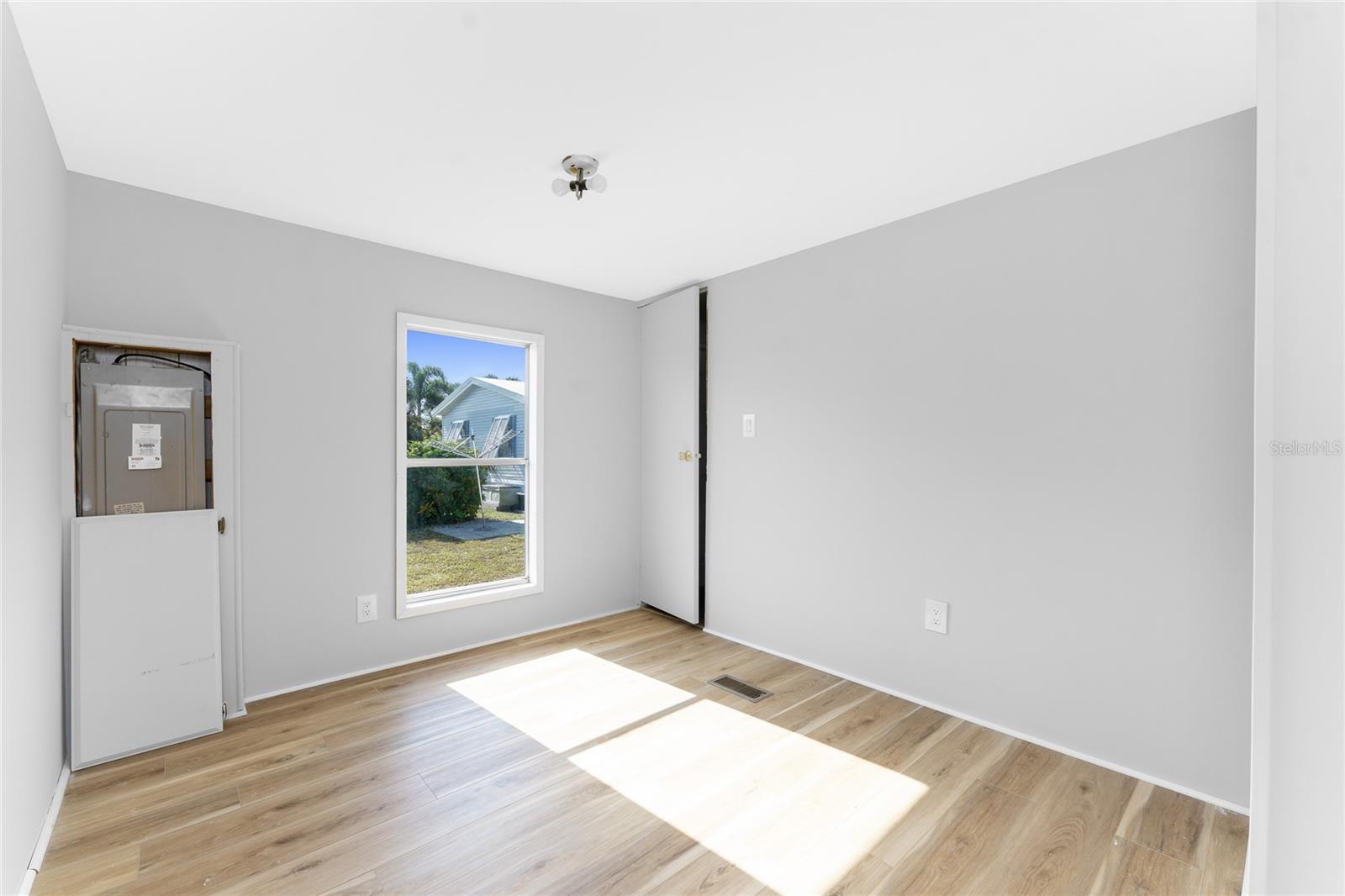 VILLAGE HOLIDAY LAKE - Residential