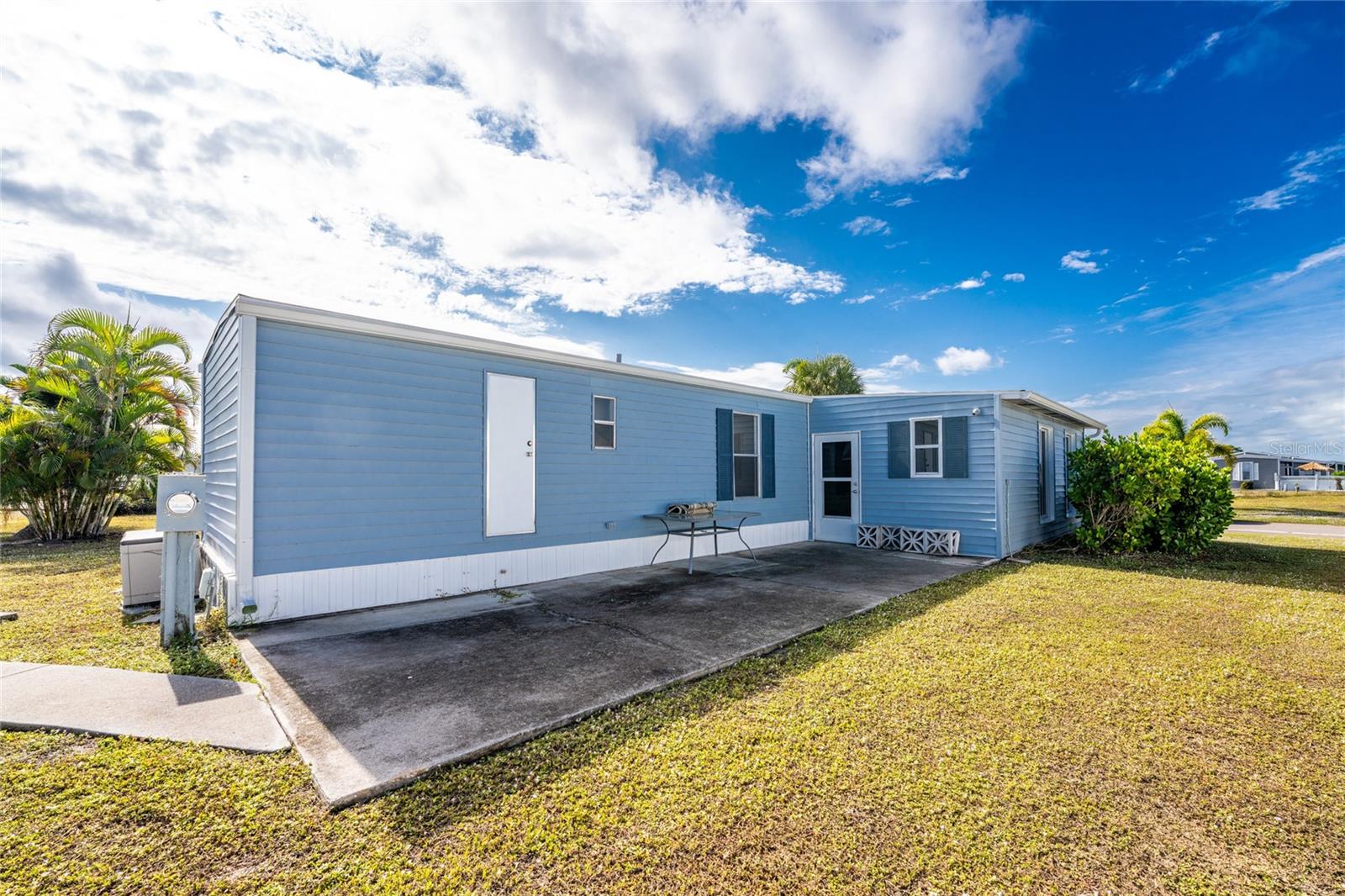 VILLAGE HOLIDAY LAKE - Residential