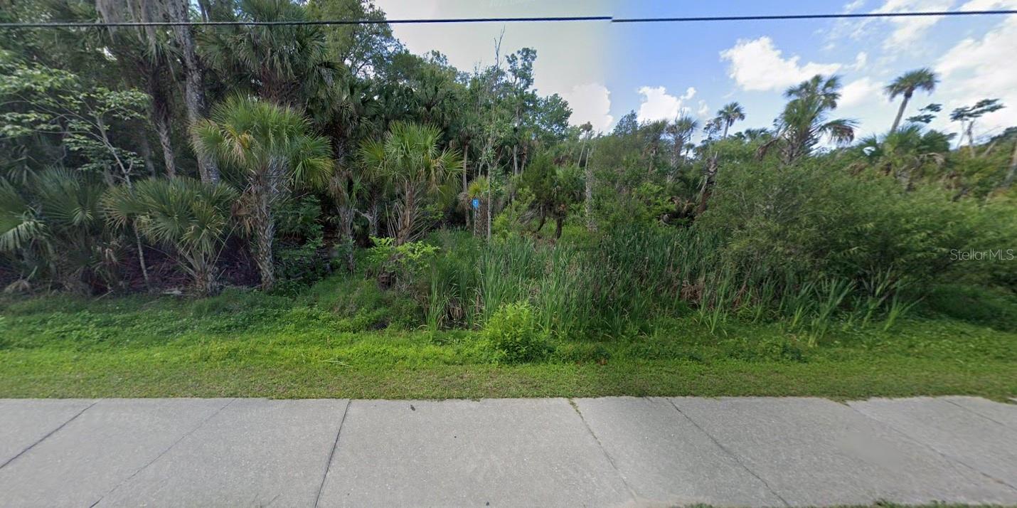 WOODLAND ESTATES UNIT 02 - Land