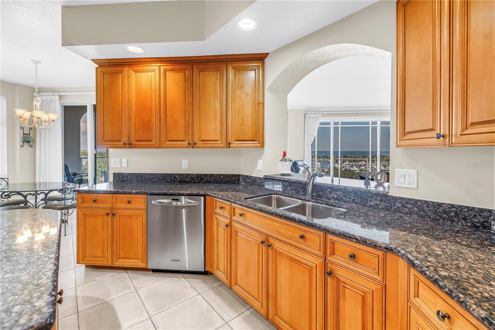 FLORENCIA CONDO - Residential