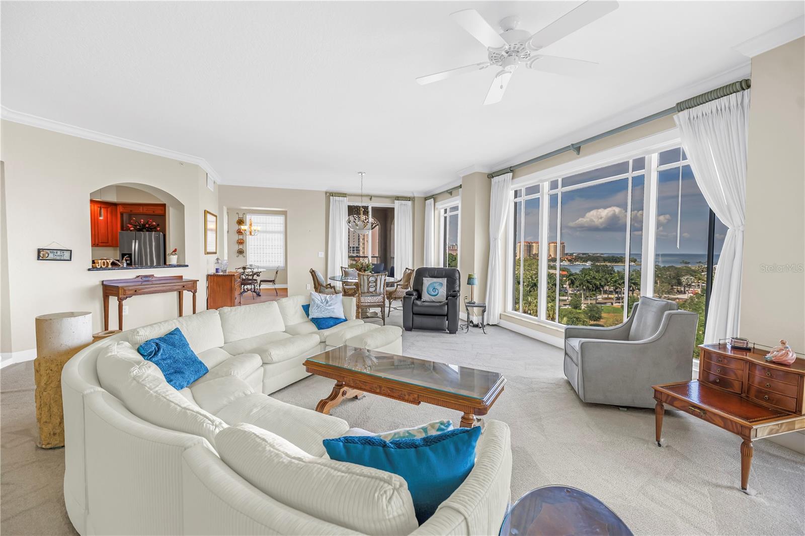 FLORENCIA CONDO - Residential