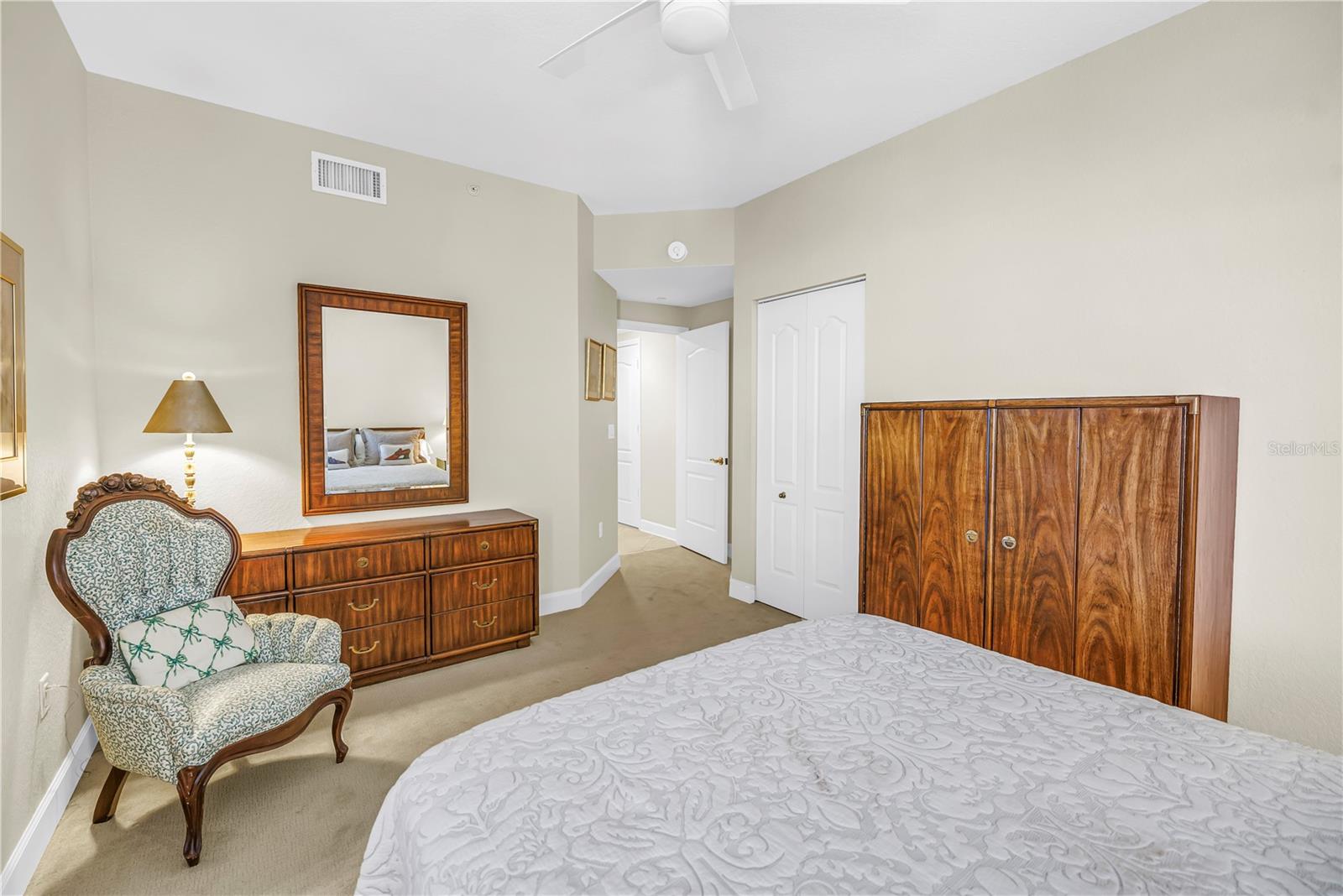 FLORENCIA CONDO - Residential