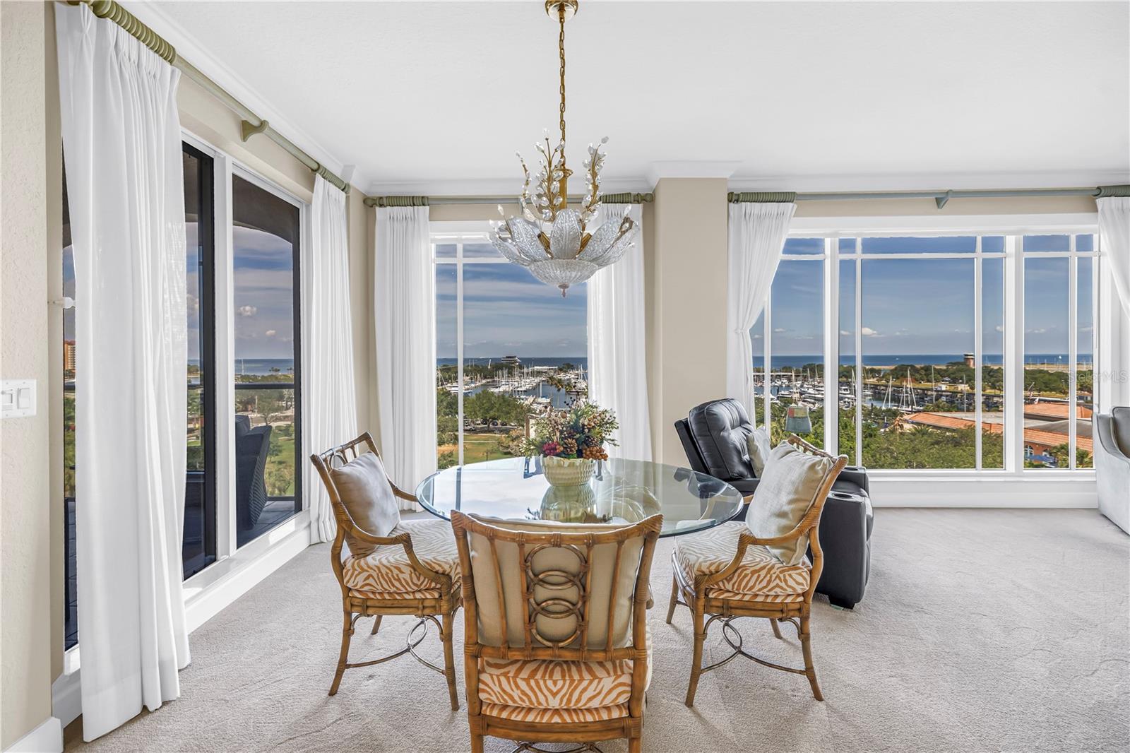 FLORENCIA CONDO - Residential