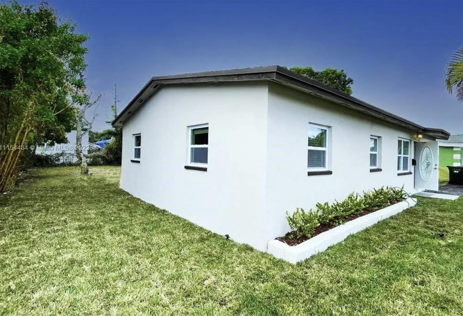 710 SW 9TH STREET