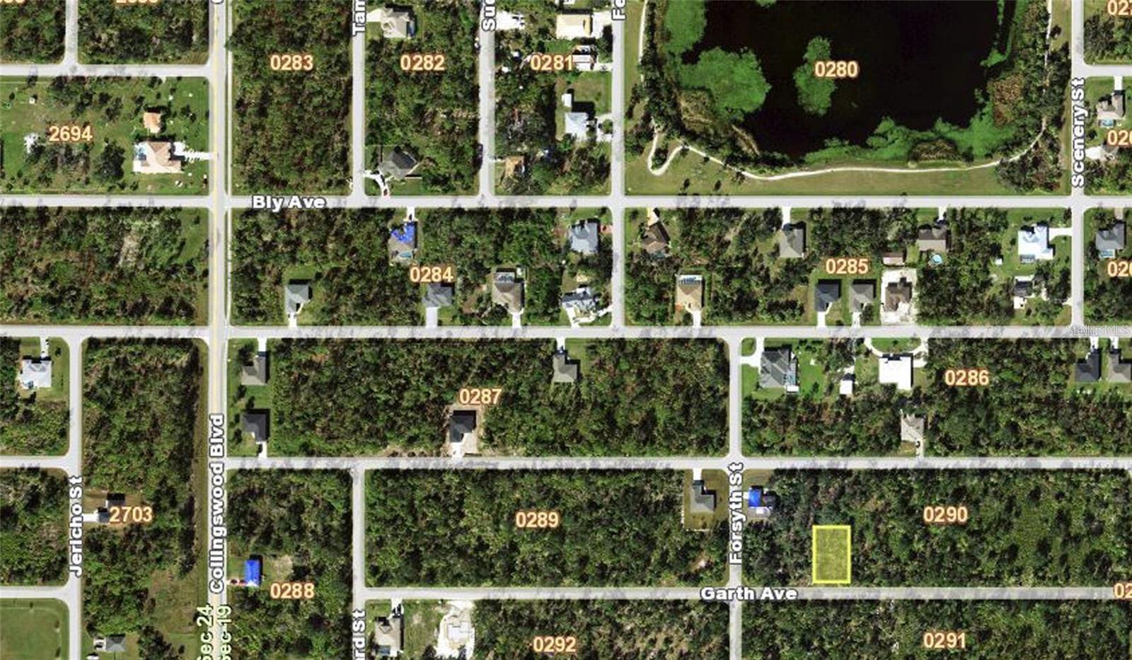 PORT CHARLOTTE SECTION 8 - Land