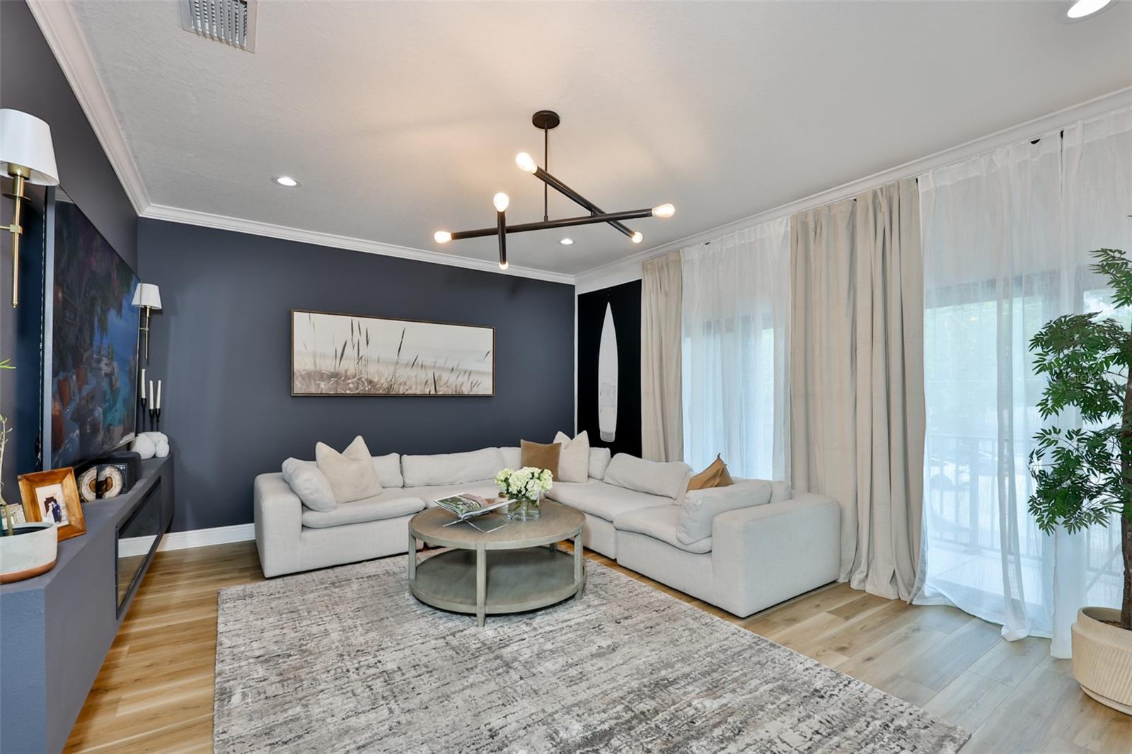 SOHO TOWNHOMESS SUB - Residential
