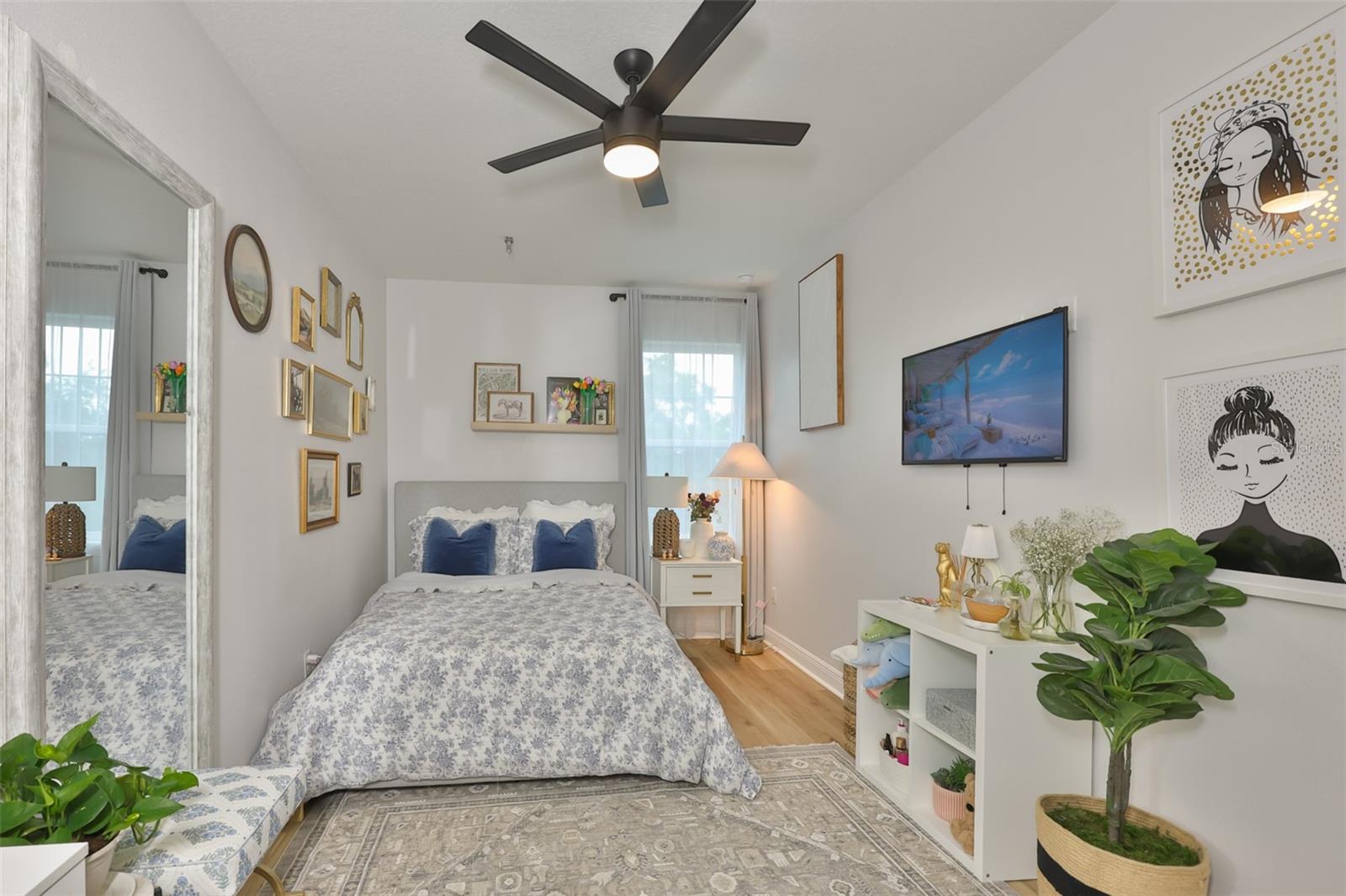 SOHO TOWNHOMESS SUB - Residential