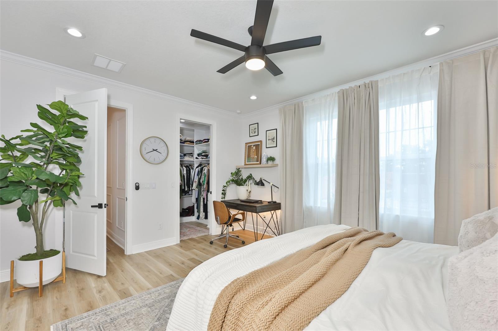 SOHO TOWNHOMESS SUB - Residential