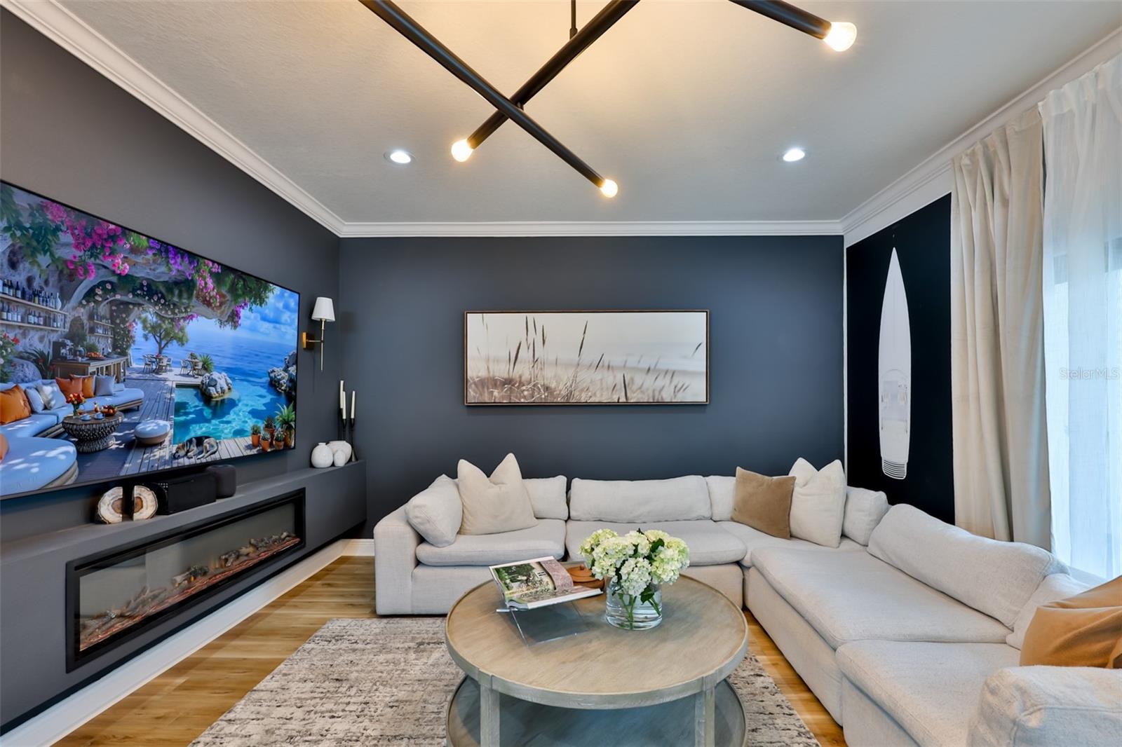 SOHO TOWNHOMESS SUB - Residential