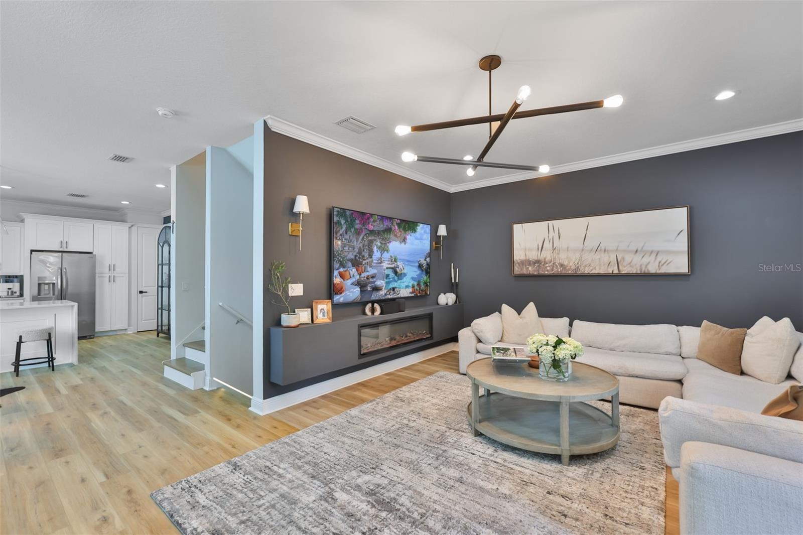 SOHO TOWNHOMESS SUB - Residential