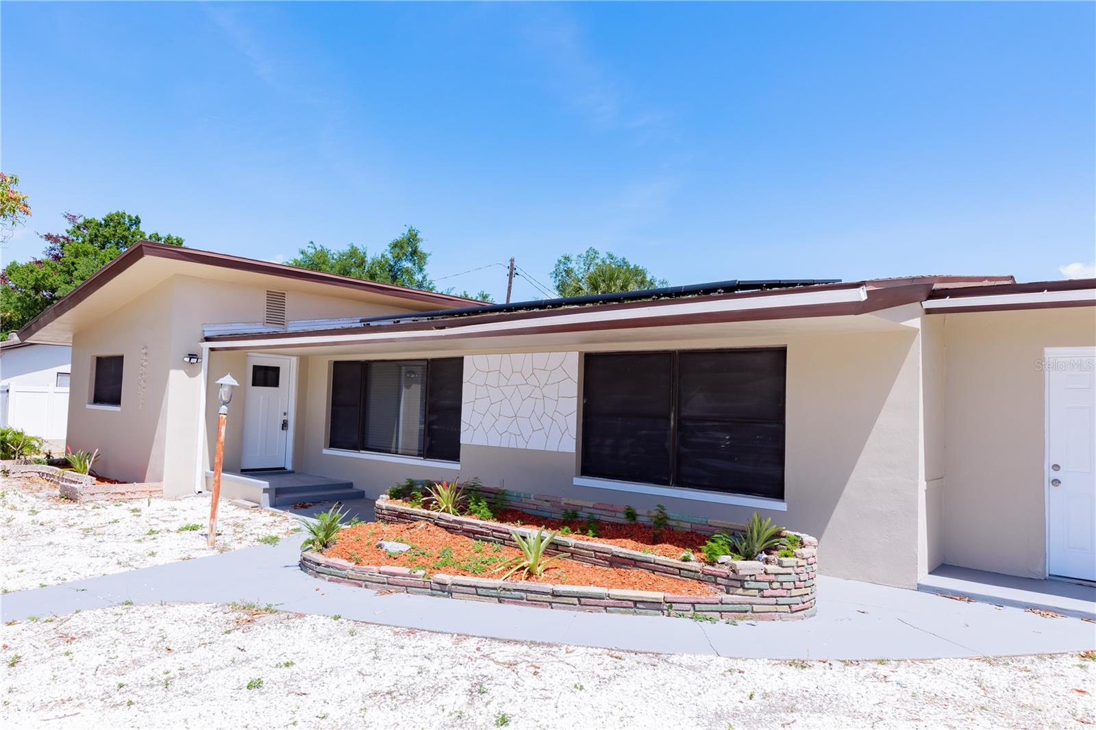 4946 DR MARTIN LUTHER KING JR STREET S