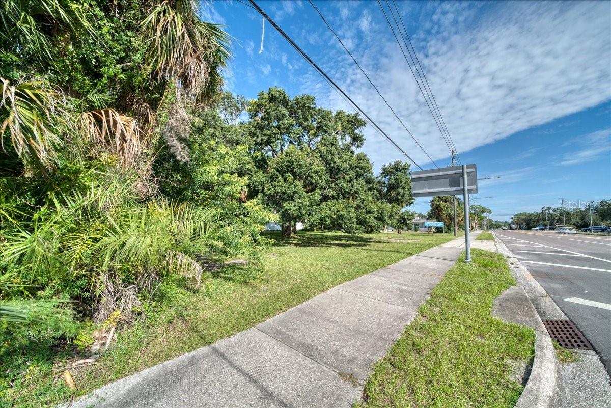 DUNEDIN TOWN OF - Commercial Sale