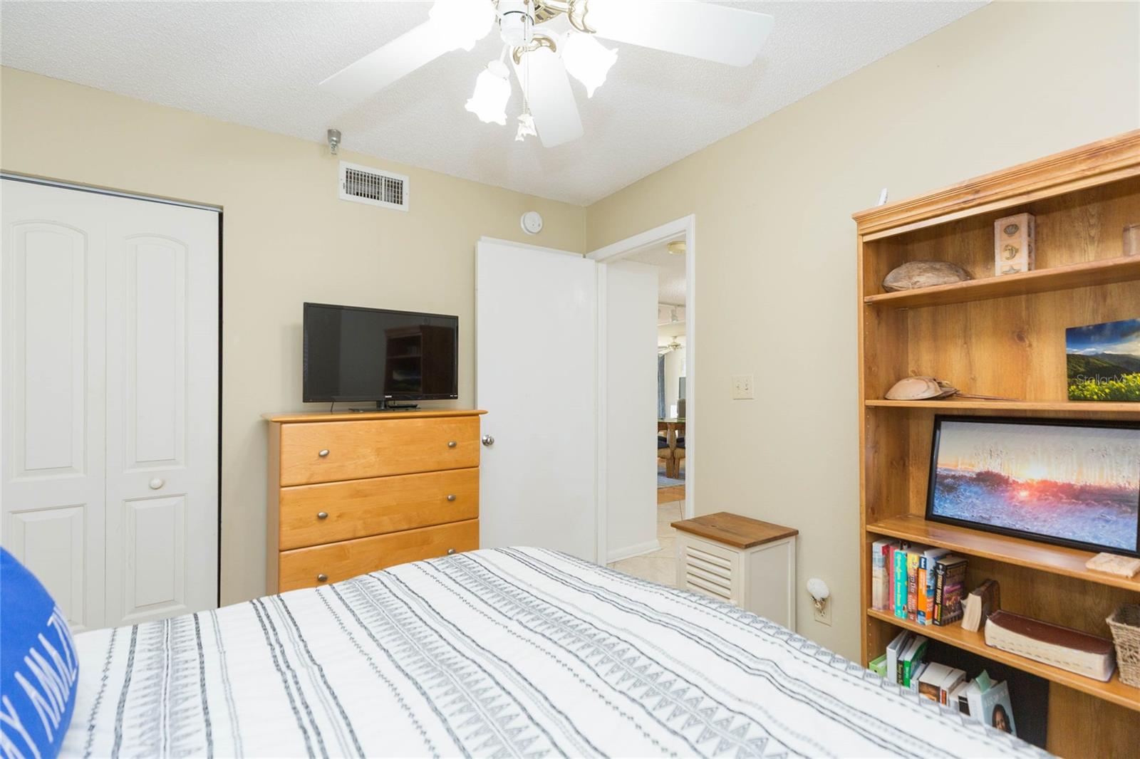 VISTA VERDE WEST - Residential Lease