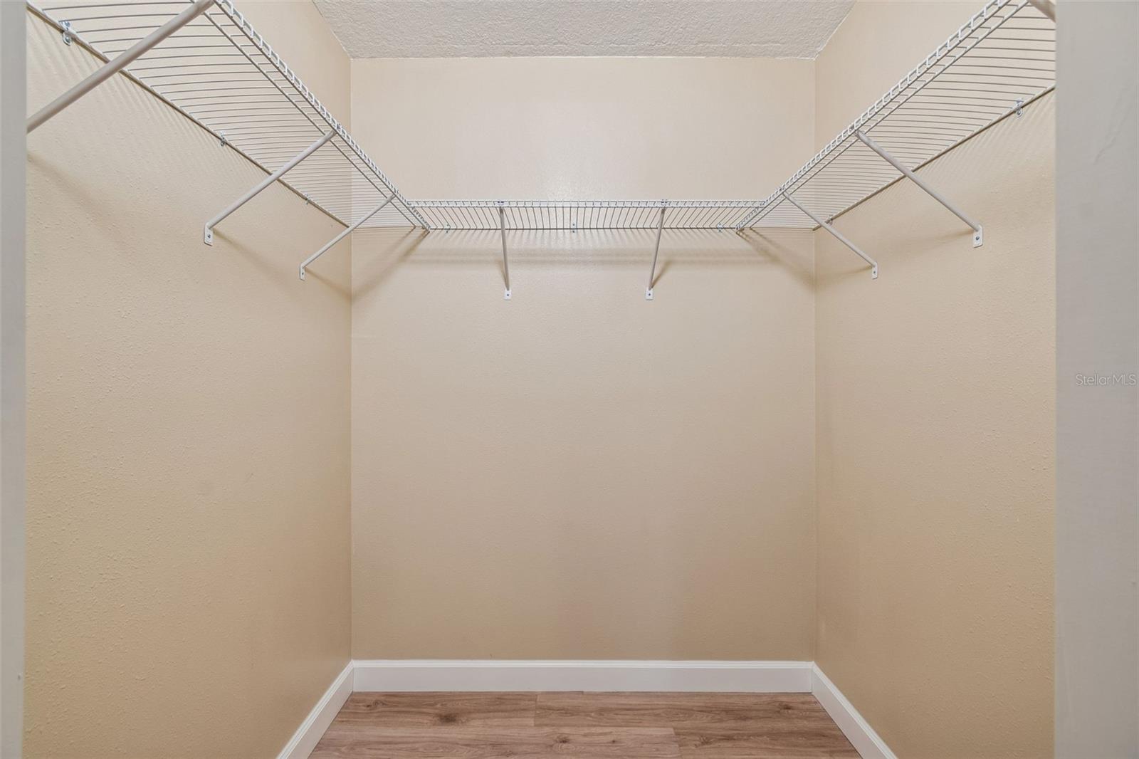 HARBOR VILLAS CONDO PH 03 - Residential