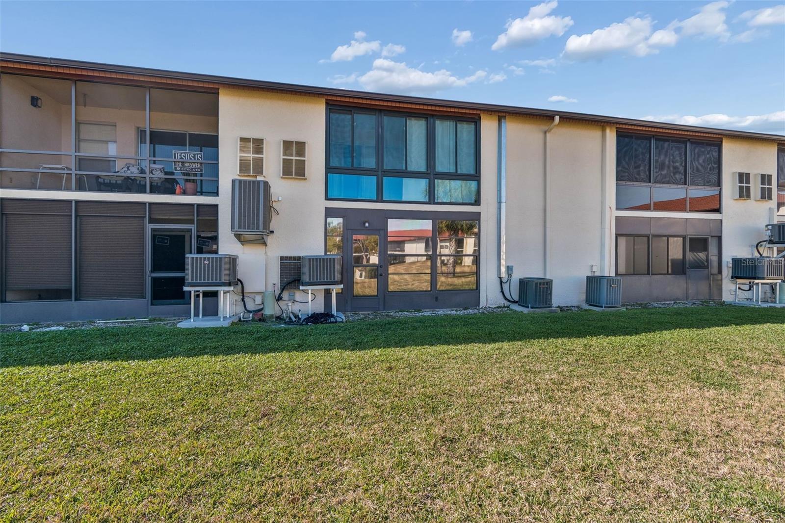 HARBOR VILLAS CONDO PH 03 - Residential