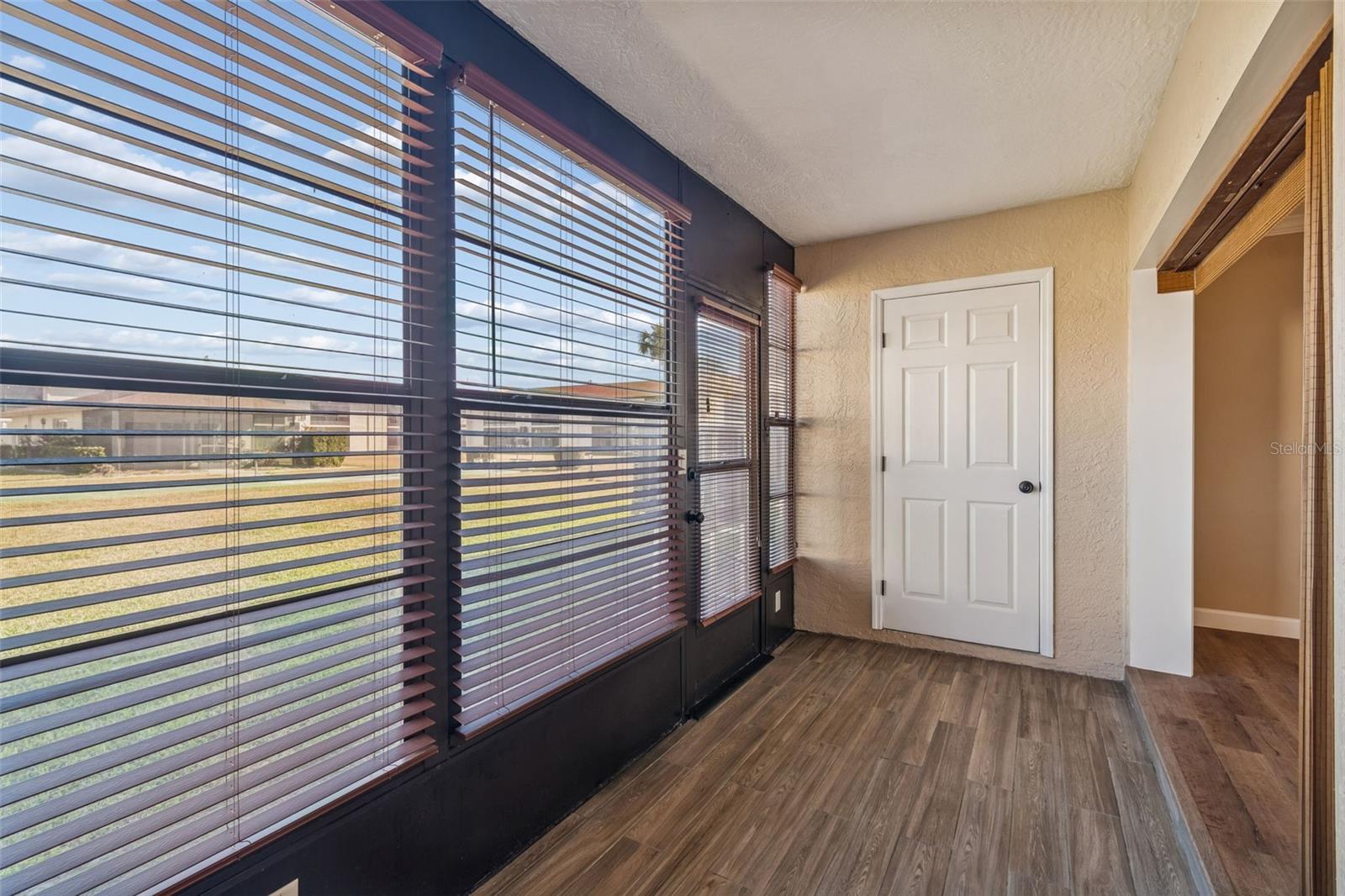 HARBOR VILLAS CONDO PH 03 - Residential