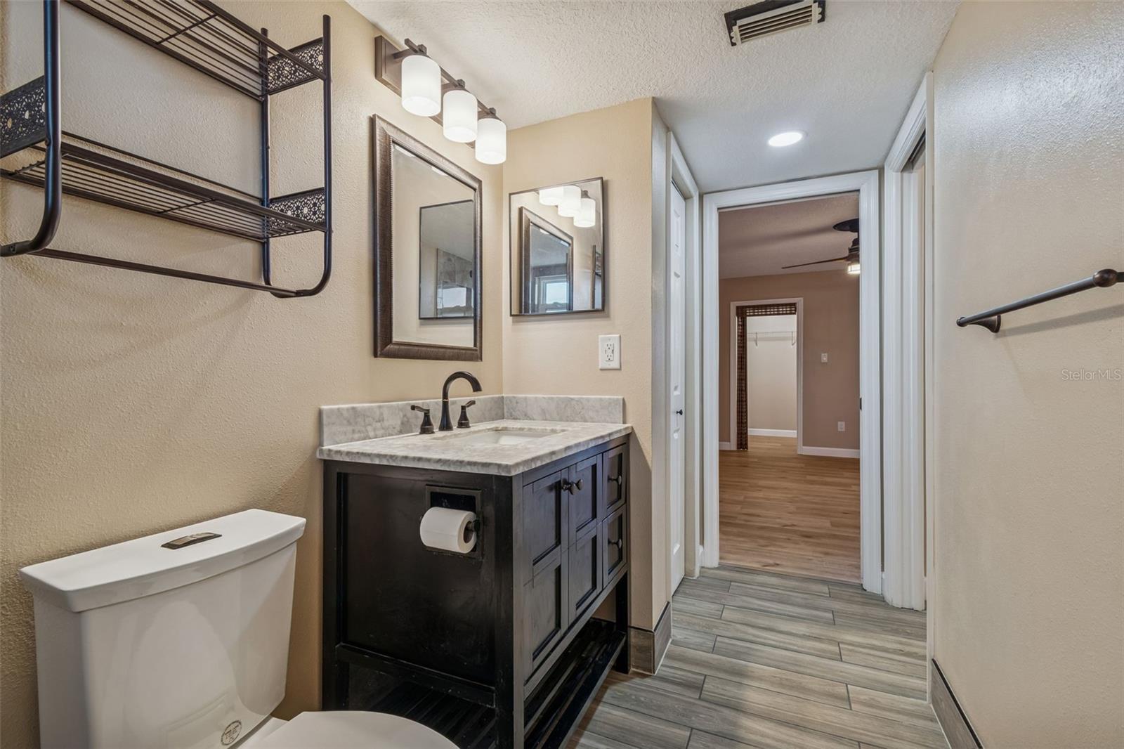 HARBOR VILLAS CONDO PH 03 - Residential