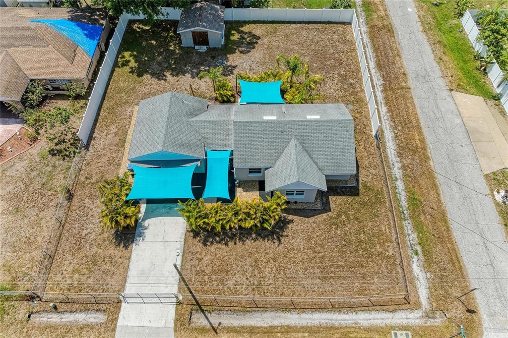 Photo of 901 Oak Street SW, Ruskin, FL 33570 (MLS # A4698086)