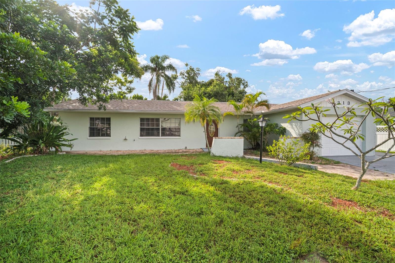 Charming 3-Bedroom Home in Old Apollo Beach – No HOA, No CDD, No Flood Damage!
Welcome to this beautiful 3-bedroom, 2-bath home in the heart of Old Apollo Beach, offering comfort, space, and true Florida charm. This one-story home features a one-car garage and a large driveway with room for multiple vehicles—perfect for guests, boats, or extra parking.
Inside, you’ll find an updated kitchen, fresh interior paint, and a split floorplan that offers both privacy and functionality. The spacious Florida room adds extra living space for relaxing, entertaining, or working from home.
Set on a generously sized lot, the backyard is ideal for outdoor living, gardening, or future customization. Bring your decorating ideas and make this blank slate your vision—a perfect opportunity to personalize and make it truly your own.
With no HOA, no CDD, and no flood damage from past storms, you’ll enjoy both peace of mind and freedom to live how you choose.
Located in a quiet, established neighborhood close to I-75, grocery stores, waterfront dining, schools, parks, and the Apollo Beach marina—this home combines location, value, and potential.
Move-in ready and priced to sell—schedule your private showing today!