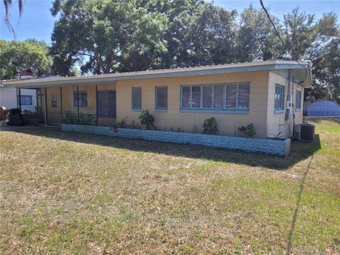 936 PINEDALE AVENUE ORLANDO FL 32808
