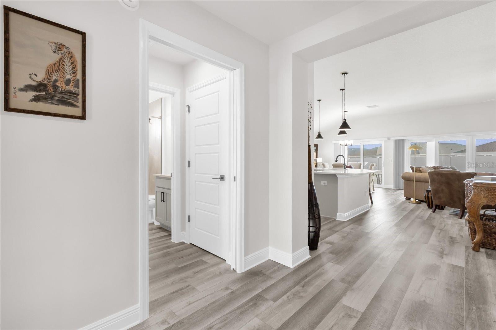 VILLAGES/WEST LAKE UN 56 - Residential