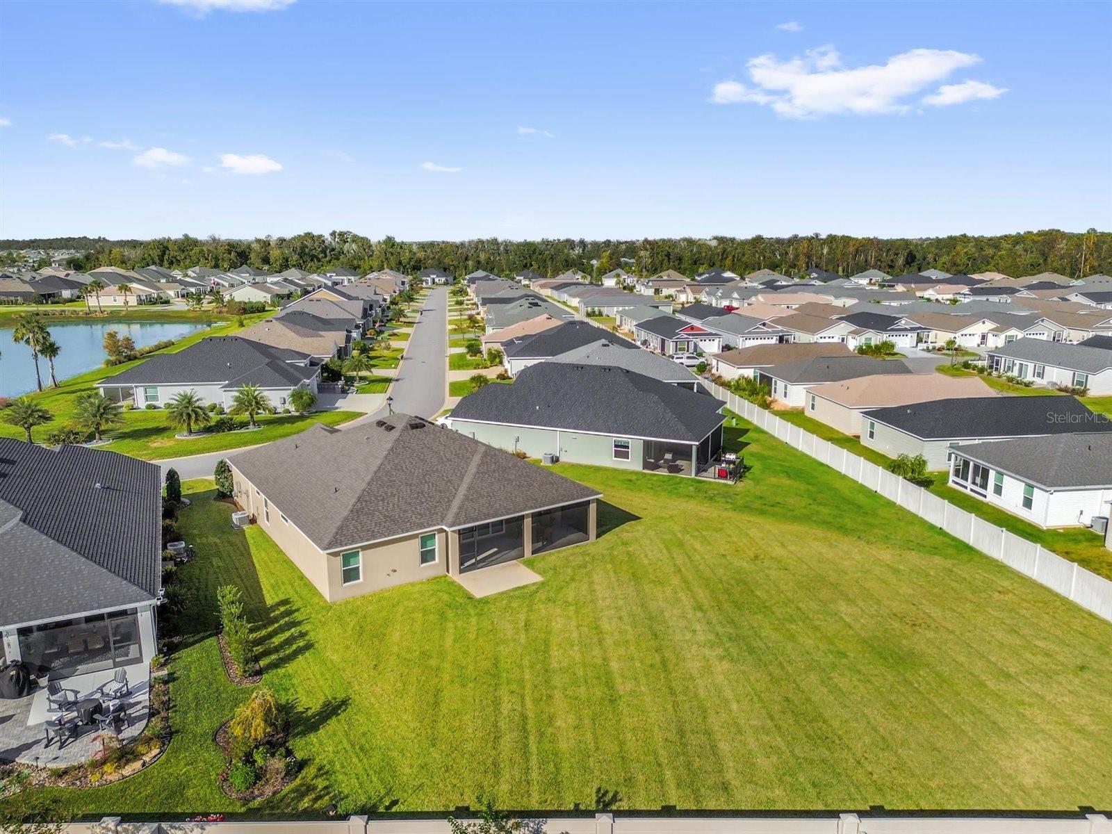 VILLAGES/WEST LAKE UN 56 - Residential