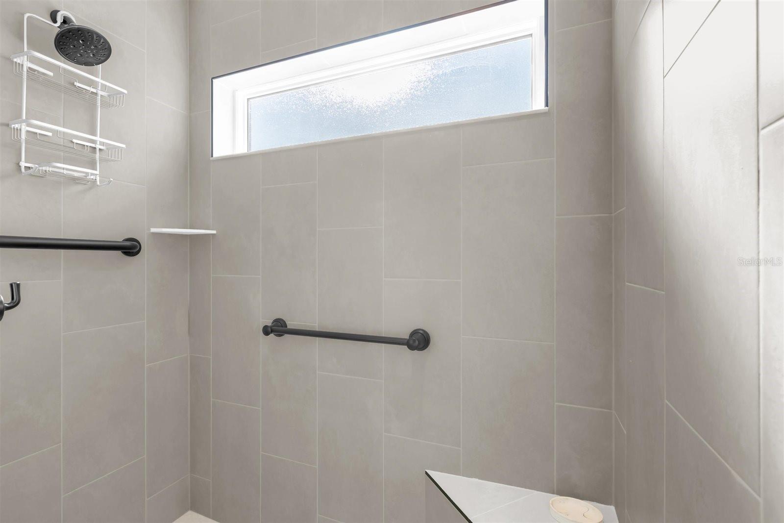 VILLAGES/WEST LAKE UN 56 - Residential