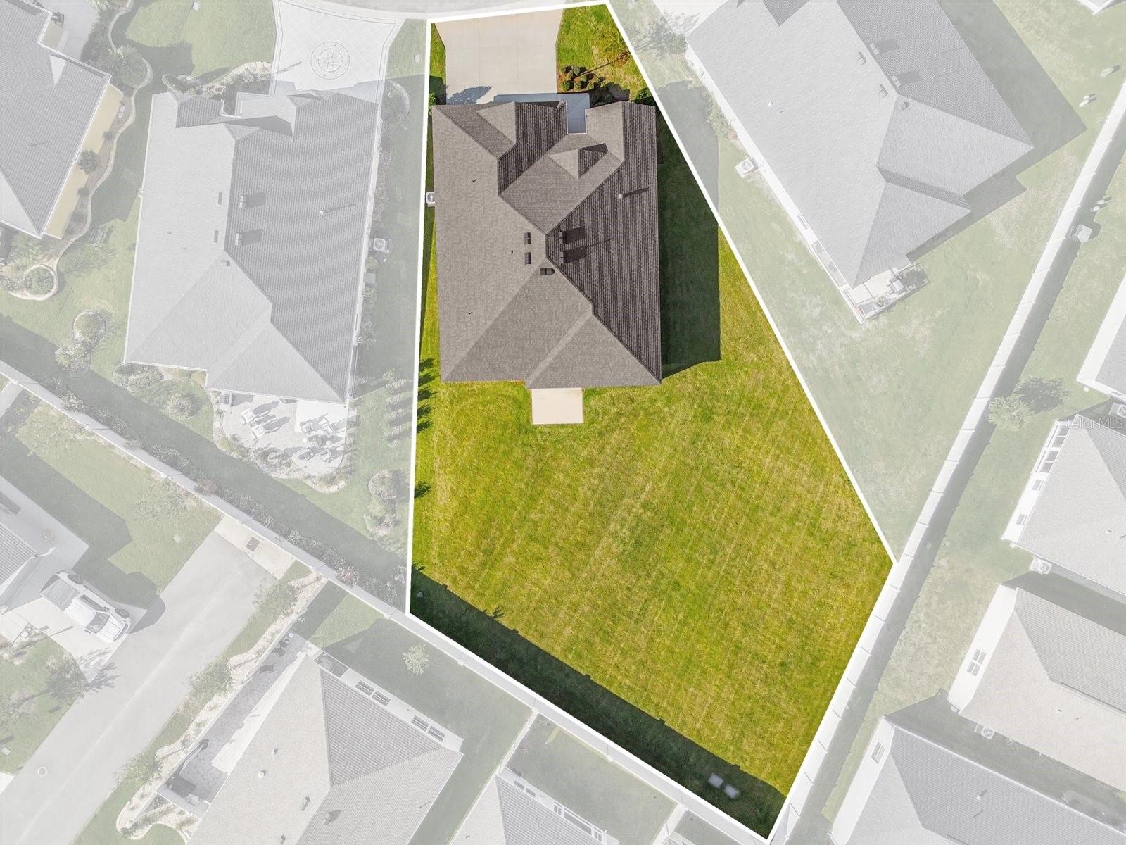 VILLAGES/WEST LAKE UN 56 - Residential