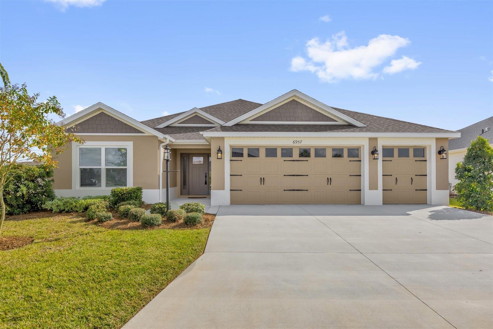 VILLAGES/WEST LAKE UN 56 - Residential